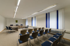 Foto mit Blick in einen der zwei Sitzungssäle der Kammern Ravensburg