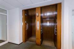 Bild zeigt den Paternosteraufzug im Arbeitsgericht Stuttgart Bild zeigt den Paternosteraufzug im Arbeitsgericht Stuttgart